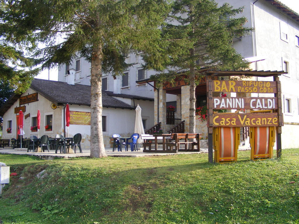 Rifugio Passo Godi Aparthotel Scanno Exterior photo